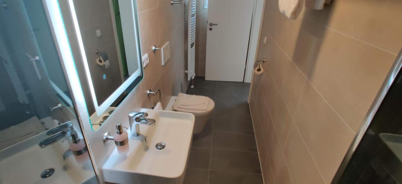 Ec Hotel Elchingen Esterno foto