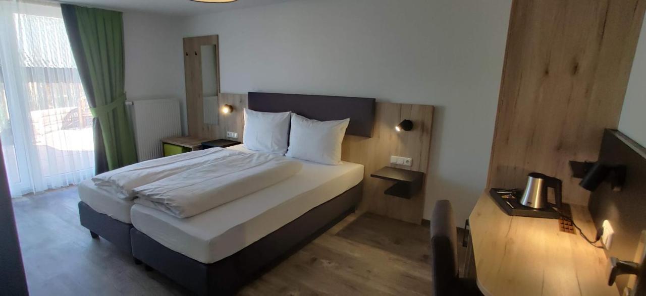 Ec Hotel Elchingen Esterno foto